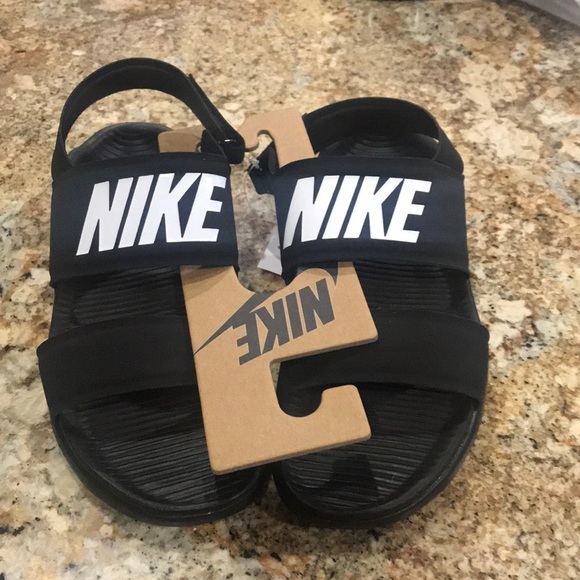 women's nike tanjun sandals black